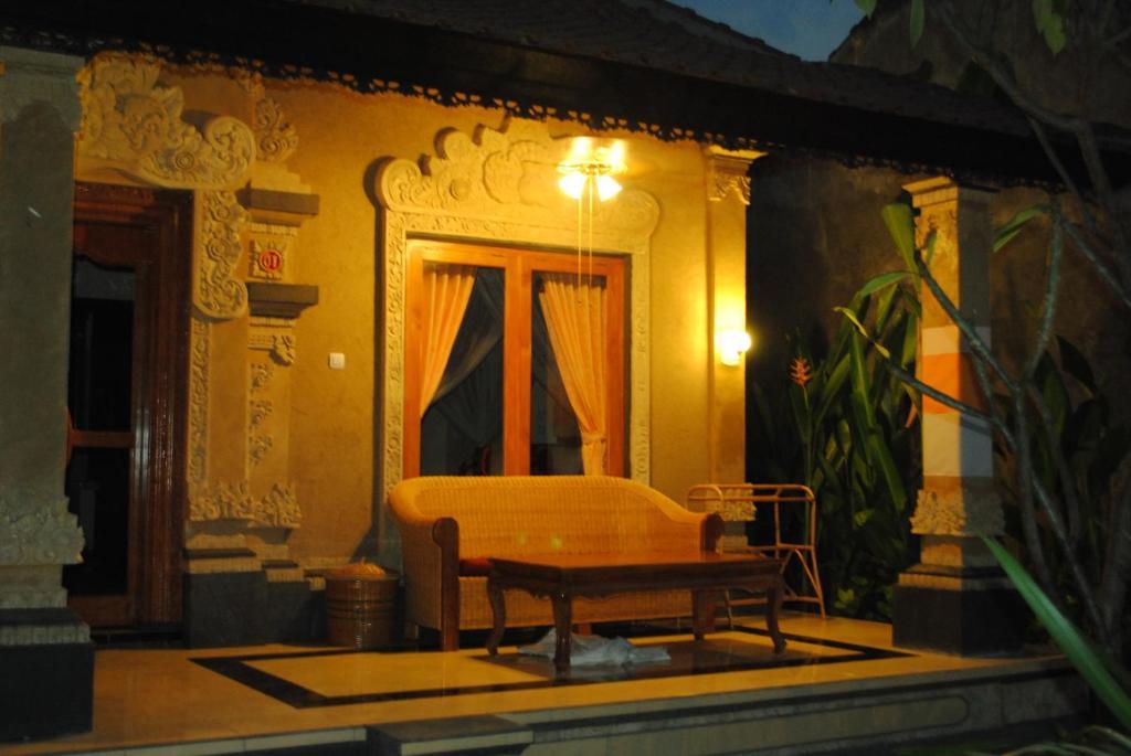 Trijaya Pensión Pemuteran Exterior foto